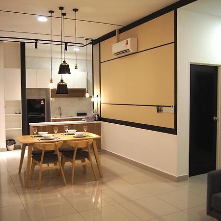 Twin Galaxy Suites By Iconic Bliss Johor Bahru Exterior foto
