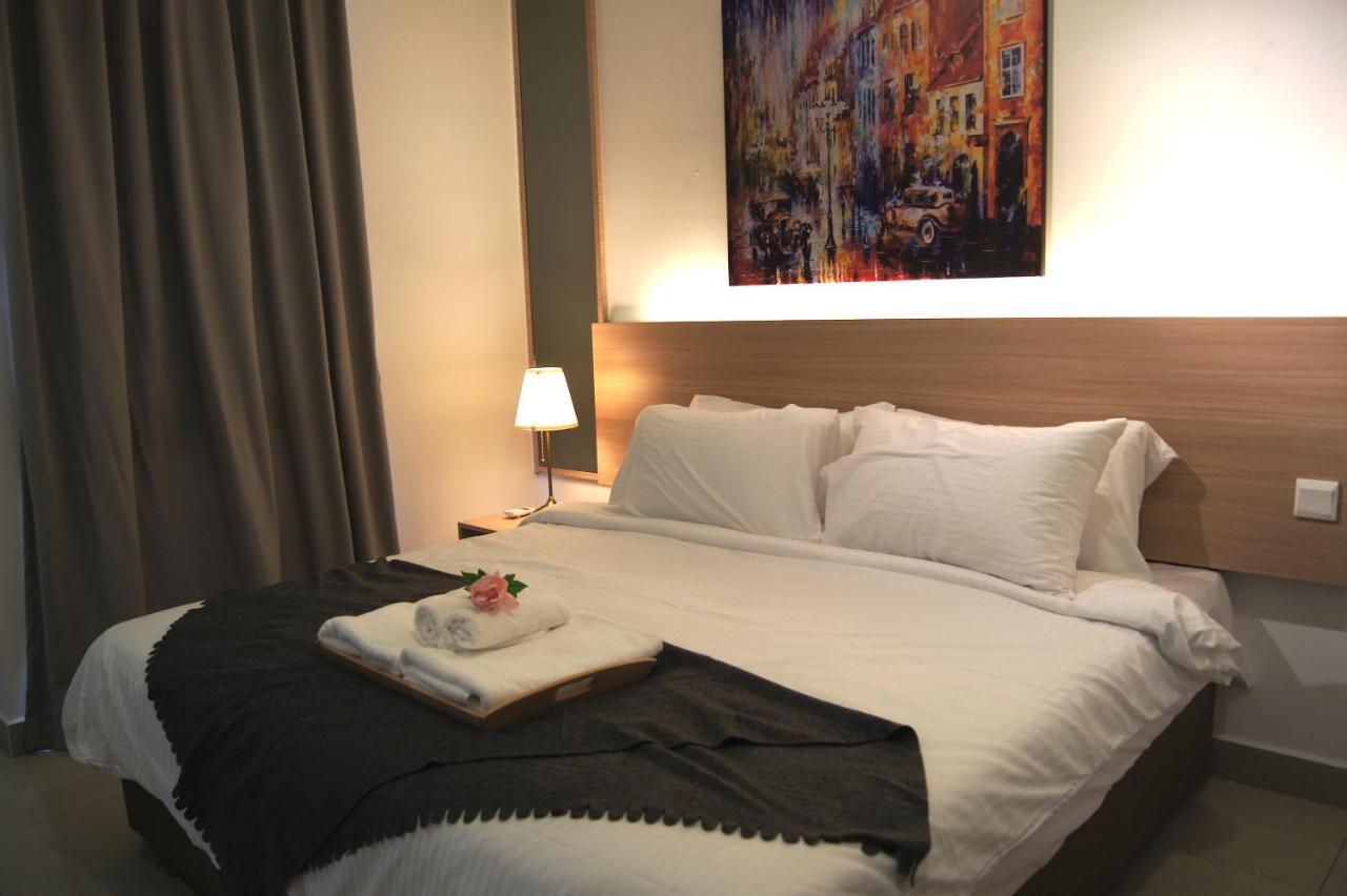 Twin Galaxy Suites By Iconic Bliss Johor Bahru Exterior foto