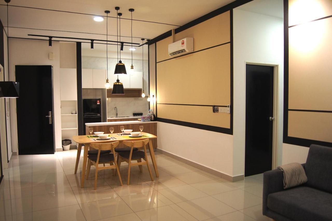 Twin Galaxy Suites By Iconic Bliss Johor Bahru Exterior foto